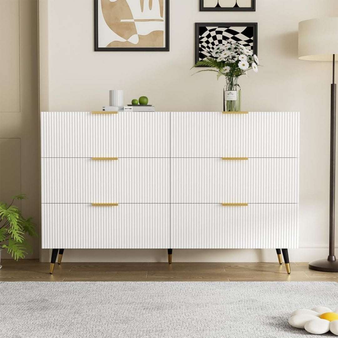 Commode a tiroirs gris clair en bois, 6 tiroirs et rangement optimise